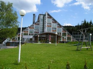 Hotel Loučná pod Klínovcem Hotel N&aacute;stup picture 1